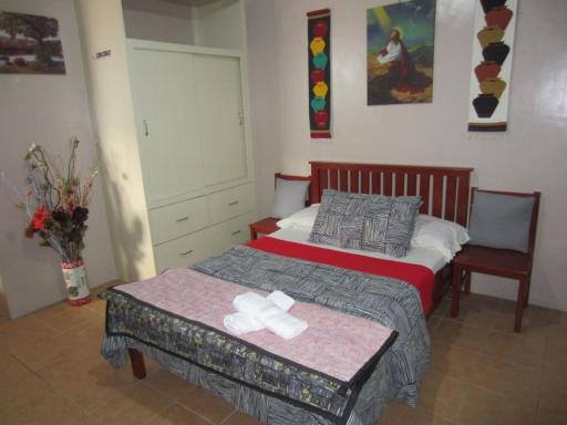 Lyn's Do Drop Inn Transient House - Housity