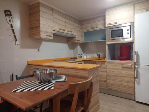 Beachfront Duplex con encanto en casco viejo junto al puerto - Housity