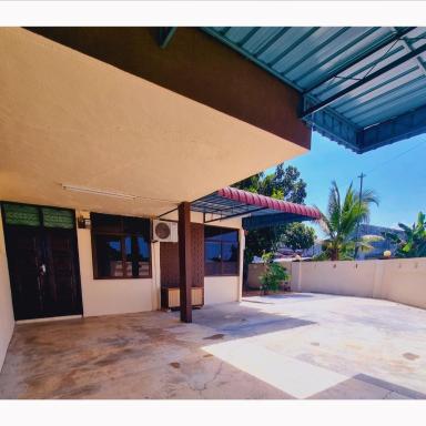 HomeStay with Serene Surrounding - Housity