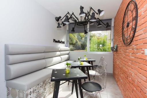 B&B Vibe - Housity