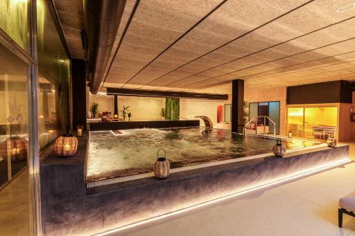 AZZ Valencia Congress Hotel & Spa - Housity