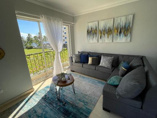 Beautiful ocean view apartment and free parking - Housity