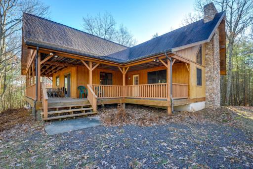 Benton Home on 50 Acres with Private Deck and Views! - Housity