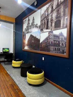 Hostel Amigo - Housity