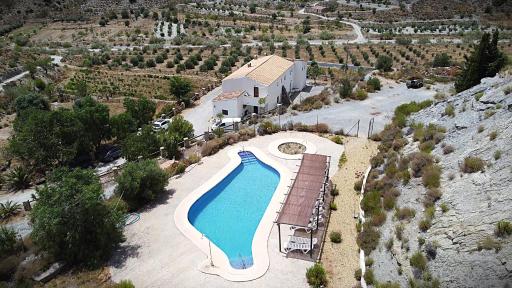 Casas Rurales Cortijo Leontino - Housity