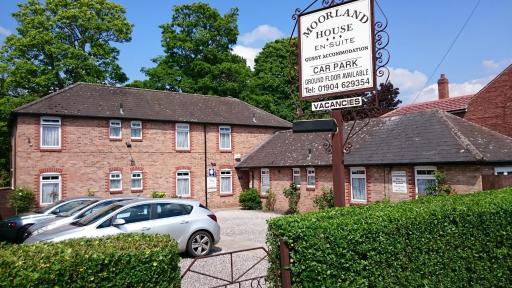 Moorland House - Housity