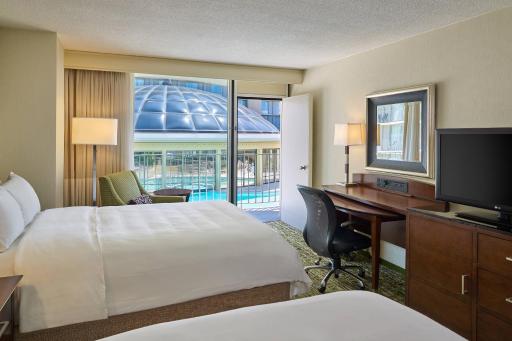 Marriott Chicago O’Hare - Housity