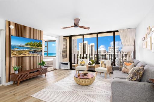 Waikiki Banyan Fabulous Ocean View Condo with Free Parking - Housity
