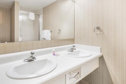 Knights Inn Dayton by Miller Lane - Housity