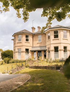 Leighton House - Boutique Guesthouse - Housity