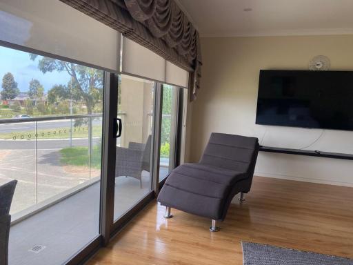 Spacious stay at Arndell Park, Forsyth reserve - Housity