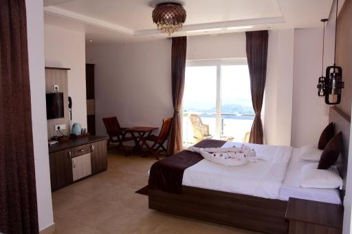 Vanam Holidays - Hizvo