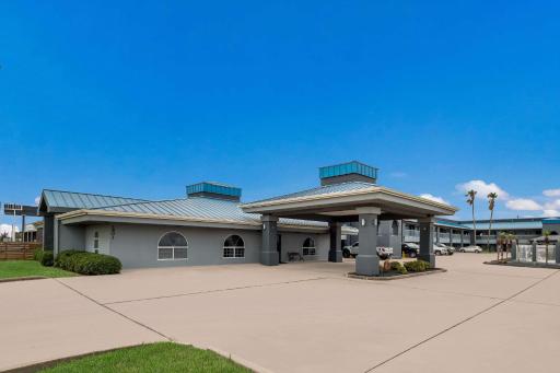 Rodeway Inn & Suites Corpus Christi Northwest - Housity