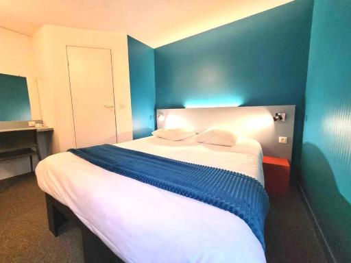 Fasthotel Artigues - Housity