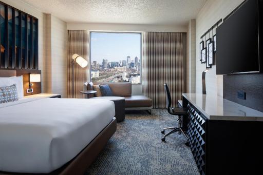 Renaissance Dallas Hotel - Housity