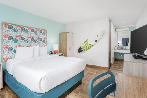 Surf & Sand Hotel - Housity