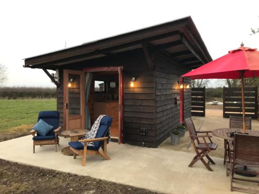 The Little Stable - Housity