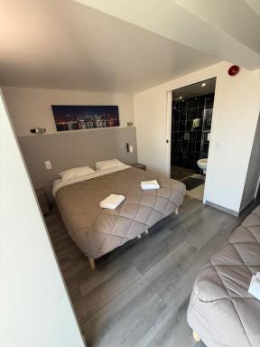Fasthotel Roissy - Saint-Witz - Housity
