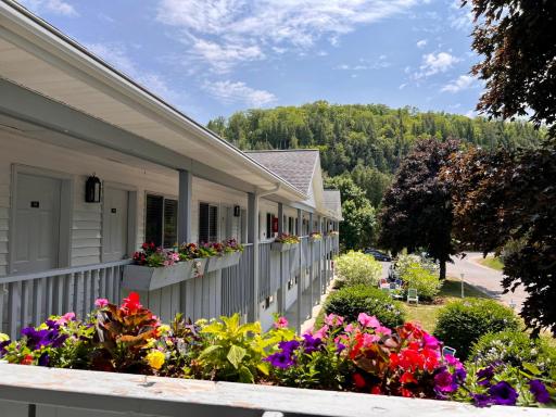 Main Street Motel - Housity