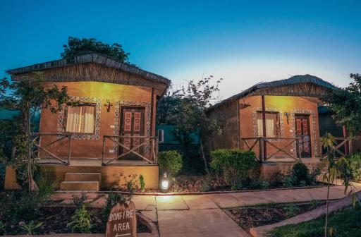 Paridhi Niwas, Ranthambore- near Tiger Safari Zones 1-5 - Housity
