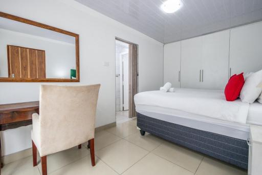 Safi 1 bedroom Suite 9 - Housity