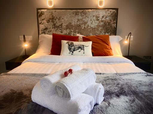 Shanroe Accommodation - Housity