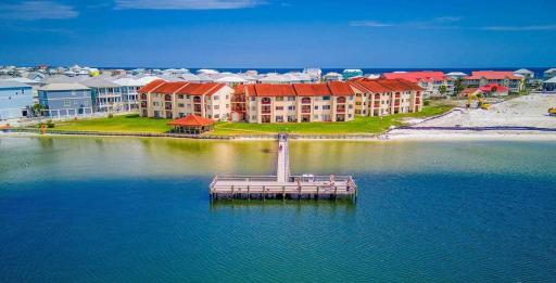 Beautiful! Sunset Harbor Condo for 2-TOP FLOOR 1-309, Navarre Beach - Housity
