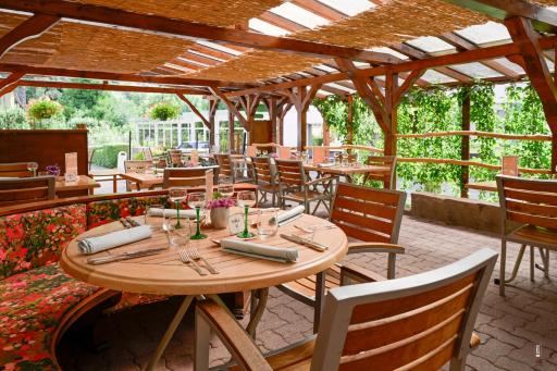 Logis Hotel Restaurant Le Faudé - Housity