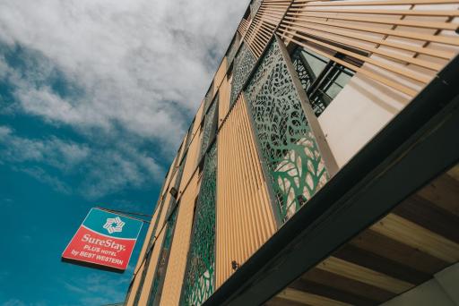 SureStay Plus Hotel by Best Western AC LUXE Angeles City - Housity
