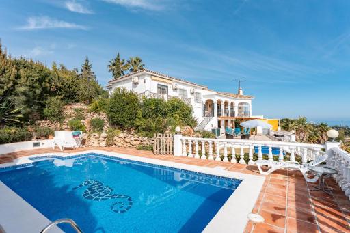 Villa Magica Andalucian charm - Housity