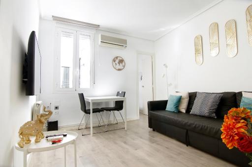 Precioso apartamento Palacio Real, Madrid - Housity