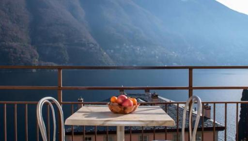 Appartamenti La Porta sul Lago - Housity