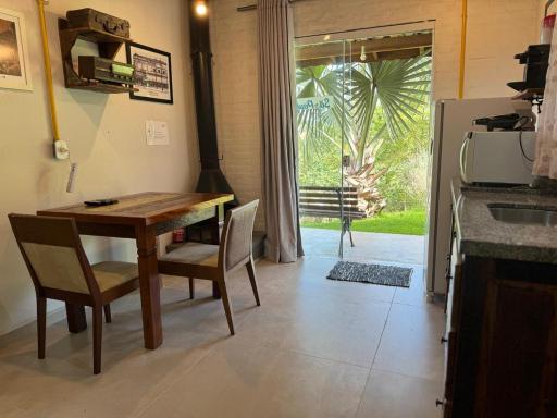 Chalé ar condicionado Monte Alegre Village - Housity