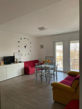 A 3 passi da tutto - Housity