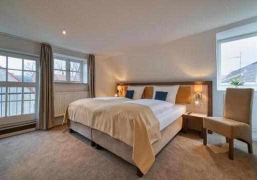 Hotel Am Fischmarkt - Housity