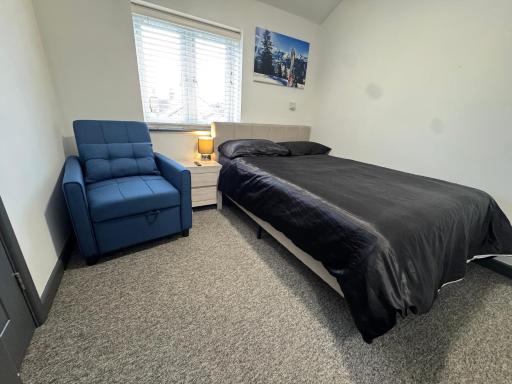 Gate Lodge - Private En-suite rooms, Kings Lynn, central location - Housity