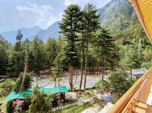 Hotel Purnima Riverside - Housity