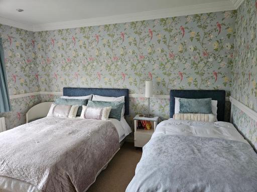 Lynster House - Housity