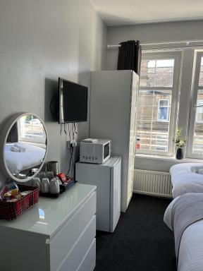 Harbourside Hotel - Housity