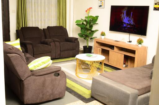 Lyon's Place - Housity