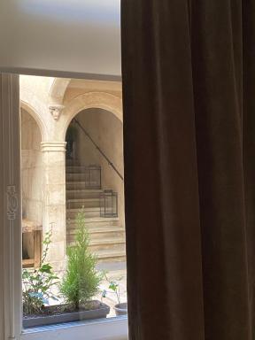 La Cour - Housity