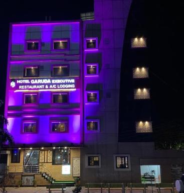 Hotel Garuda Executive - Housity