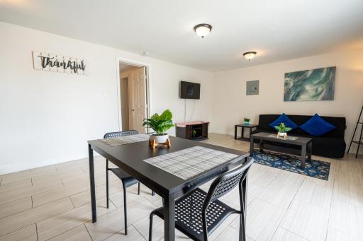 COZY Private Apts in Hollywood By Hard Rock Casino! - Housity