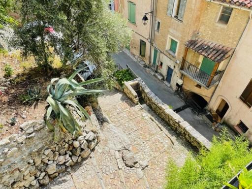 Marie à Callas - Housity