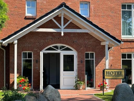 Landhaus Hamester - Hotel & Restaurant - Housity