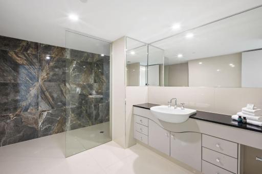 Crown Towers Resort - Hosted by Coastal Letting - Housity