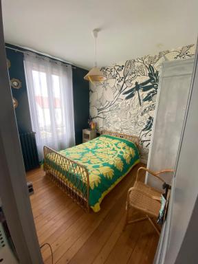 Chambre privée les Clottins dans maison - Housity