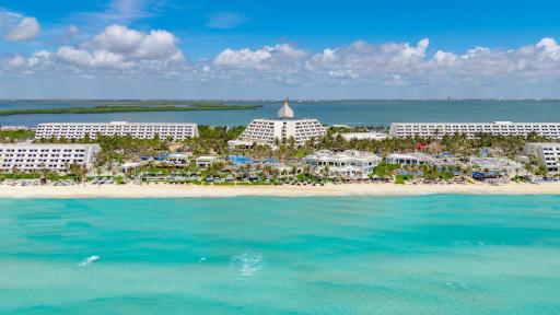 The Pyramid Cancun by Oasis - All Inclusive - Housity