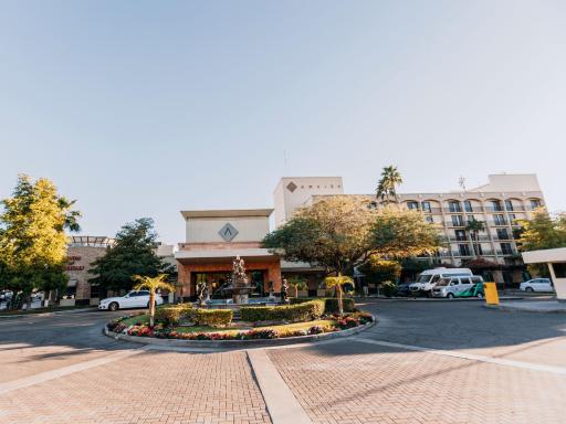 Hotel Araiza Mexicali - Housity