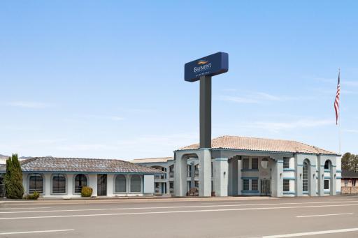 Baymont by Wyndham Kingman - Housity